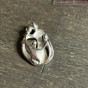 Carolyn Pollack Gold Sterling Silver Circle Of Love Pendant 925 Family of 4